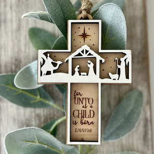 Ornement de Noël en bois en forme de croix, scène de la Nativité, « Pour nous, un enfant est né », Isaïe 9:6, décoration artisanale traditionnelle - Product Image 1