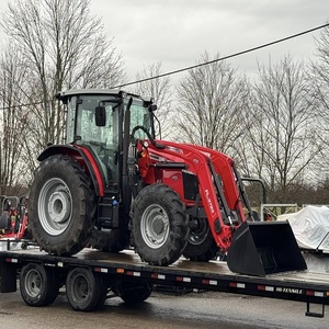 Compre el Tractor Agrícola Massey Ferguson 5711 de 60HP de Alto Rendimiento, con Motor, Bomba, Caja de Cambios y Tracción en las 4 Ruedas, Diferentes Configuraciones Disponibles - Product Image 1