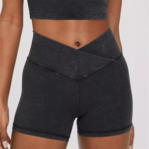 Shorts de fitness pour femmes, confortables et extensibles, texture premium et flexible, vêtements de sport pour femmes. - Product Image 6