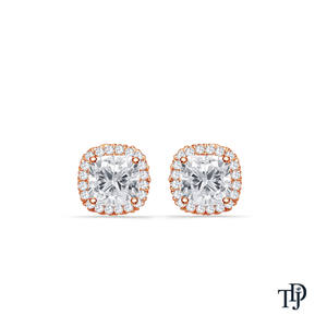 Boucles d'oreilles en or 14 carats avec halo de diamants de laboratoire taille coussin - Product Image 3