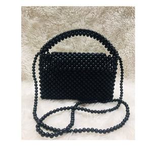 กระเป๋าถือคลัทช์ประดับด้วยลูกปัดมุกสีขาวของผู้หญิงที่ปิดกระเป๋าถือสำหรับงานราตรีสุดหรูสำหรับงานแต่งงานและงานปาร์ตี้ฤดูร้อน - Product Image 2