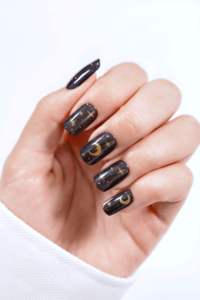 24 Uñas Postizas Negras con Purpurina, Diseño de Luna Celestial con Estampado Dorado, Forma de Almendra, Longitud Media, Arte Galáctico, Uñas de ABS, OEM/ODM - Product Image 6