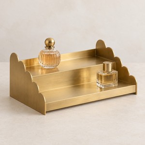 Bandeja de Perfume de Latón de Dos Niveles, Soporte de Exhibición Dorado, Organizador de Cosméticos Festoneado, Decoración para Baño y Tocador - Product Image 1