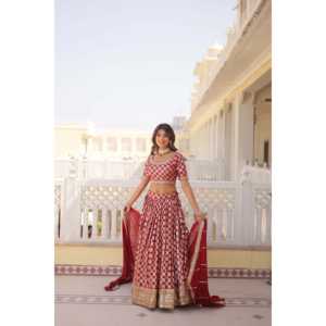 Ropa DE BODA elegante Lehenga Choli con Dupatta para damas de honor e invitados - Product Image 6