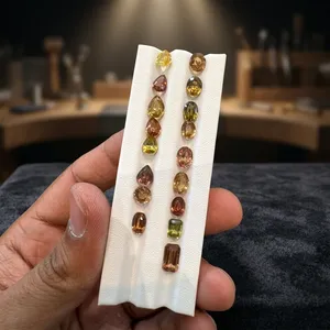 Zircon Naturel Arc-en-ciel Formes Assorties 23.90CT 17 Pièces Facettées Certifiées par un tiers Vente en Gros pour Fabricants de Bijoux et Collectionneurs - Product Image 1