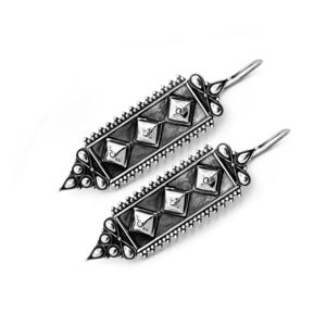 Pendientes Geométricos Oxidados con Engaste de Bisel en Plata de Ley 925 para Unisex, Ideales para Bodas, Aniversarios, Fiestas y Regalos - Product Image 2