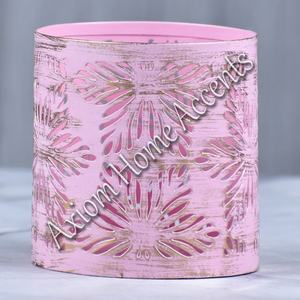 Portavelas rústicos con aspecto antiguo y diseño hecho a mano para una decoración elegante del hogar y regalos de Axiom Home Accents - Product Image 3