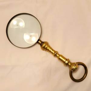 Loupe de conception simple, de forme ronde, faite à la main, avec des motifs personnalisables et en métal durable, pour la décoration de bureau - Product Image 3