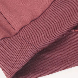 Ensemble de survêtement pour homme en tissu doux et agréable au toucher, idéal pour la course à pied, le jogging, la marche, le streetwear, séchage rapide. - Product Image 2