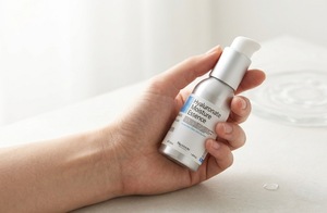 [OEM/ODM] Esencia Hidratante con Hialuronato 50ml, Humectante Facial Líquido para Todo Tipo de Piel, Uso Diario - Product Image 3