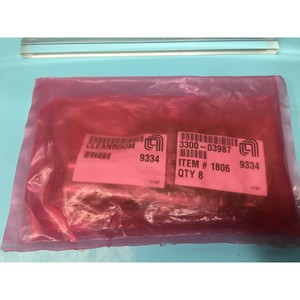 Lote de 8 Conectores AMAT 3300-03987 TBG RDCR 1/2T X - Equipo y Piezas de Semiconductores de Confianza de Trusted Global Legacy - Product Image 1