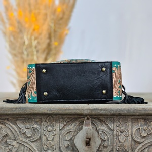 Bolso Bandolera de Cuero Genuino Hecho a Mano para Mujer, Impermeable, con Grabado Turquesa, Estilo Bohemio, Cierre de Cremallera, Bolsos de Cuero Walla - Product Image 5