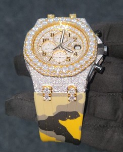 Montre chronographe pour homme de luxe personnalisée, or et diamants, mouvement Miyota Quartz, design classique et tendance, boîtier en acier inoxydable, affichage analogique - Product Image 3