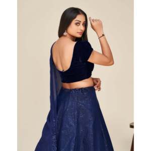 ชุดนักออกแบบสตรี lehenga choli กับลำดับและงานด้าย - Product Image 1