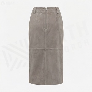 Jupe crayon gris en similicuir PU pour femme, mi-mollet, design minimaliste uni, taille haute, style japonais, tissu satiné doux, toutes saisons - Product Image 2