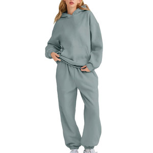 Chándal holgado de invierno para mujer con capucha, diseño personalizado, MOQ bajo, color personalizable y 100% algodón para uso en exteriores - Product Image 1