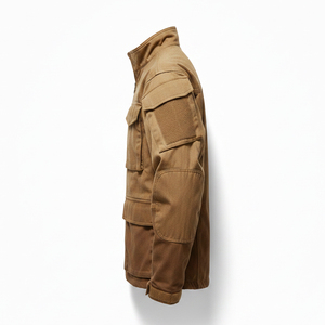Veste de chasse thermiquement isolée, technologie de rétention de chaleur, traitement de surface imperméable pour les environnements sauvages et difficiles - Product Image 4