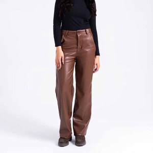 Pantalon en similicuir PU taille haute pour femme, coupe ample, couleur unie, longueur intégrale, style décontracté automne, avec poches et fermeture boutonnée - Product Image 2