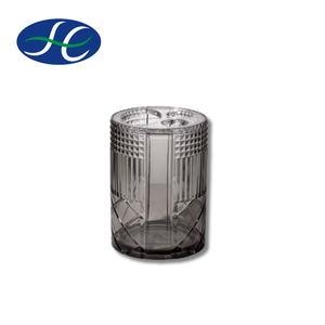 Ensemble de porte-savon en acrylique gris, distributeur de liquide, porte-brosse à dents Kate - Product Image 2