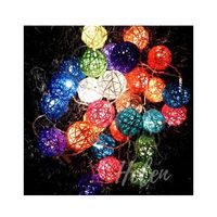 Cadre de lampe de table en rotin ou cadre de lumières de Noël, articles décoratifs, vente en gros de boules de rotin 2-20cm, prix de gros imbattable
