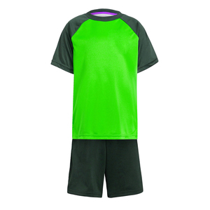 Nouvelle tenue de football personnalisée 2026 pour hommes – Ensemble maillot et short d'entraînement – Tenue de football sur mesure pour équipe - Product Image 5