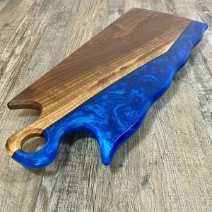 เขียงไม้เรซิ่นธรรมชาติเพื่อการทำอาหารเพื่อสุขภาพ เขียงไม้ลายแม่น้ำดีไซน์เนอร์สุดหรู ทำด้วยมือจากไม้และอีพ็อกซี่ - Product Image 3