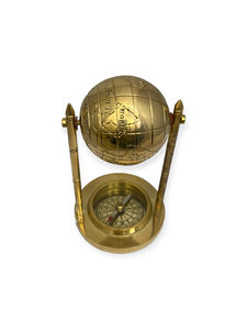Globe en laiton durable avec boussole pour une décoration de navigation classique - Product Image 2