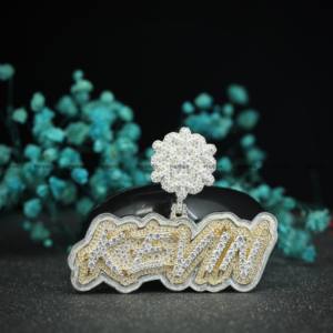 Colgante de boda de dos tonos con moissanita de corte brillante redondo y bailarina de copo de nieve, joyería hip hop de Phoenix Enterprise - Product Image 1