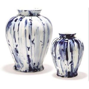 Jarrón Metálico Azul Tradicional con Patrón Floral, Hecho a Mano, Decorativo para Mesa - Product Image 3