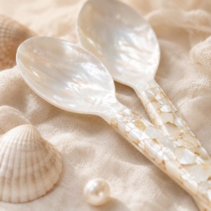 Cuillères en nacre brillante pour servir le caviar, la crème glacée et les œufs, design classique, compatibles lave-vaisselle, pour les fêtes - Product Image 4