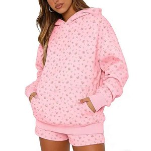 Conjunto de Sudadera con Capucha y Pantalones Cortos con Estampado Floral Rosa para Mujer, Estilo Casual Holgado de Dos Piezas para Usar en Todas las Estaciones - Product Image 2