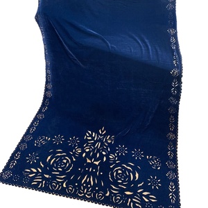 2023 colección de Bodas de lujo indio pakistaní último chal pesado de terciopelo con corte láser Venta caliente desgaste de fiesta para adultos - Product Image 1