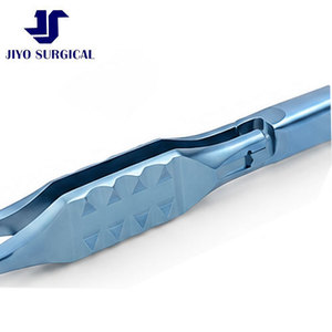 Pinces à tissus pour blepharoplastie D&K Rabkin de haute précision, 4 1/2 pouces, tiges droites en titane, dents fines 1x2, poignée ergonomique - Product Image 4