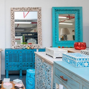Premium Decorative Wall <b>Mirror</b> for Entryway Rich Turquoise Finish with Handcrafted Heritage Inspired Beauty - Product Image 3
