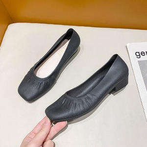 Scarpe estive Aqua BLP18 con Shirring Design comode per la stagione calda - Product Image 1