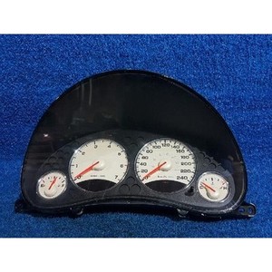 ชุดหน้าปัดเรือนไมล์มือสองของเชอโรกี รุ่น P56010512AB - Product Image 1