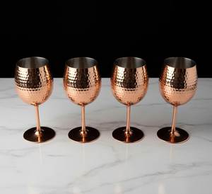 Copa de Vino de Cobre Martillado con Acabado Martillado y Revestimiento |   Copa de Cobre Hecha a Mano |   Regalo de Artículos de Bar de Lujo - Product Image 1