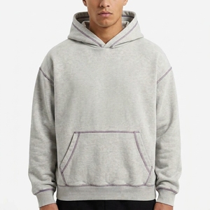 Sweat-shirt à capuche oversize gris chiné pour homme, avec surpiqûres contrastées, poche kangourou, style streetwear, pull décontracté unisexe en molleton avec cordon de serrage - Product Image 1