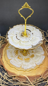 Support à gâteau en résine fait main de luxe avec design en feuille d'or, support décoratif pour desserts pour la décoration de table de mariage et de fête - Product Image 6