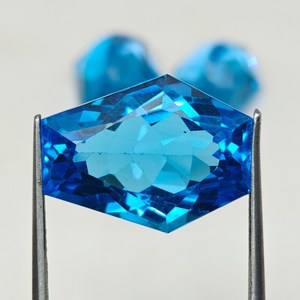 Topaze bleue suisse en forme de cercueil, pierre précieuse naturelle, topaze facettée pour la fabrication de bijoux, bagues et pendentifs - Product Image 4