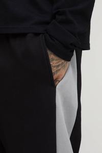 Pantalon de jogging OEM pour homme, pour activités de plein air et alpinisme, à motif, couleur unie, taille mi-haute, respirant, en polaire douce, avec coutures superposées - Product Image 2