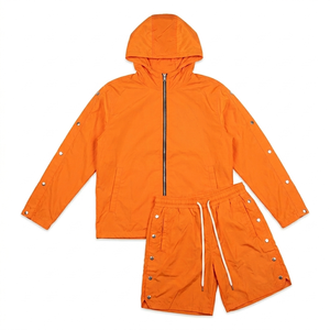 Ensemble coupe-vent à capuche et short orange personnalisé pour homme – Style urbain, molleton décontracté, tenue d'hiver imprimée, ensemble deux pièces - Product Image 1