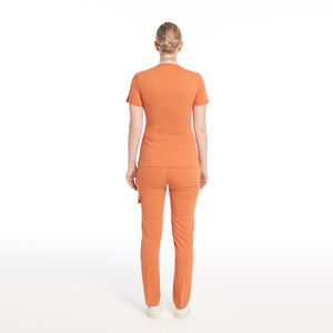 ชุดยูนิฟอร์มพยาบาลแบบสครับ แฟชั่นทรงสลิมฟิต ผ้าสเตรช ชุดจ็อกเกอร์ สำหรับโรงพยาบาล ร้านเสริมสวย สปา พนักงานหญิง - Product Image 4