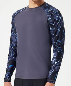 เสื้อรัดรูปออกกำลังกาย แขนยาว ป้องกันแสงแดด UPF 50+ สำหรับเล่นเซิร์ฟ ผลิตจากโพลีเอสเตอร์ 100% น้ำหนัก 180 กรัม เป็นมิตรต่อสิ่งแวดล้อม  แบบดิจิทัล  สำหรับทุกเพศ - Product Image 3