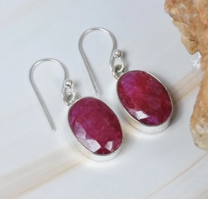 Élégantes boucles d'oreilles créoles en argent sterling 925 avec rubis rouge ovale facetté, pendentif classique, cadeau, pierre de naissance de juillet, bijoux fins - Product Image 2