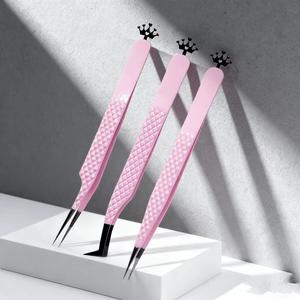 Juego de Pinzas Quirúrgicas de Precisión Morje para Pestañas, Acero Inoxidable, Punta Suave, Agarre Perfecto, 10 mm, Mango con Forma de Corazón en Rosa, Morado y Azul - Product Image 6