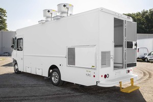 Nuevo Camión de Comida de 18 Pies, Marca Freightliner MT45/MT55, Convertido en Camioneta, con Horno para Pizza, Prensa para Panini, 4 Ruedas, para Uso en Exteriores - Product Image 6