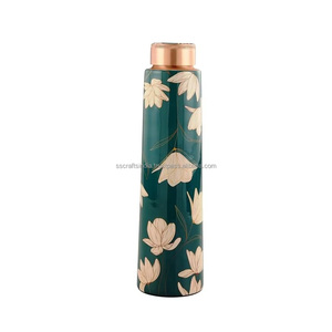 Bouteille d'eau en cuivre ayurvédique de qualité supérieure, design imprimé classique, étanche, grande capacité, pour le bureau, les voyages, durable et résistante - Product Image 1