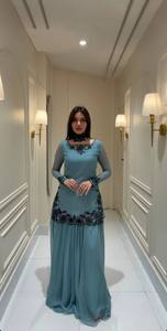 Robe longue élégante pour femme, bleue, brodée, style indien pakistanais, coupe classique, extensible, en FOX GEORGETTE, pour toutes les occasions - Product Image 4