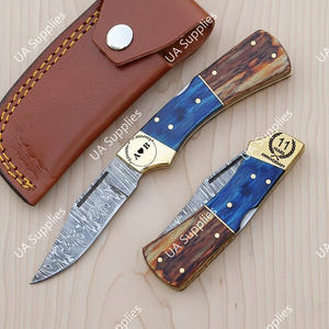 UA Supplies มีดพับเหล็กดามัสกัสแบบ OEM/ODM ขายส่ง ปรับแต่งได้ สำหรับพกพา ใช้ในชีวิตประจำวัน ตั้งแคมป์ พร้อมด้ามไม้และทองเหลือง - Product Image 5